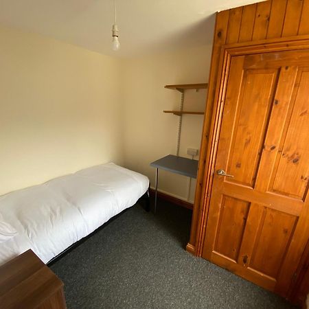 Room In A Shared House Bangor  Exterior photo